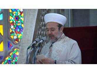 Erdoğan’ın da katıldığı cuma namazını Görmez kıldırdı