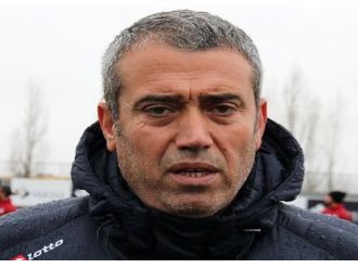 Gelmesiyle gitmesi bir oldu: Bir istifa daha !