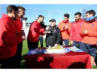 Sadi Tekelioğlu ’Trabzon’ yaşına bastı