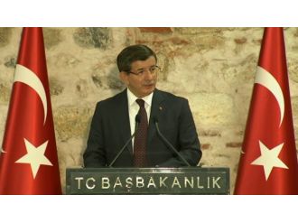 O akademisyenlere yeni sorular yöneltti