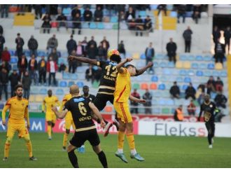 Kayserispor evinde güldü