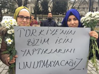 Suriyeliler Sultanahmet Meydanı’nda