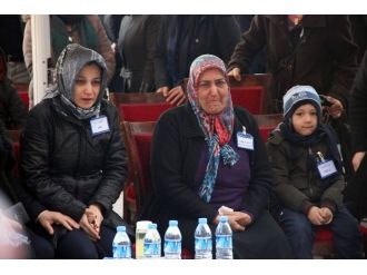 Sur şehidi salavatlarla uğurlandı