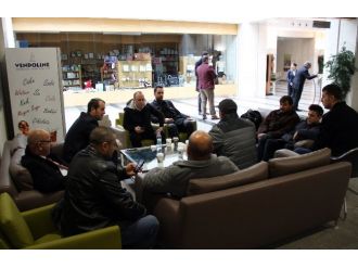 Bahçeli için açılan defter dolup taşıyor