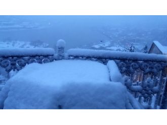 Mega kent beyaza büründü