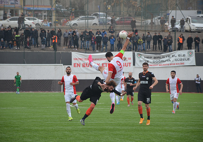 KMBBS Zorlu Mücadele Verdi