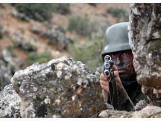 Komandolar teröristler için geliyor !