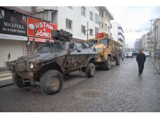 Operasyona polis, asker ve korucular katılıyor