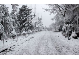İstanbul’da kar kalınlığı 25 santimi buldu
