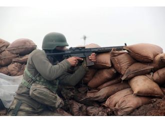 Kadın askerler de Sur’da