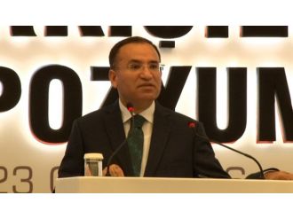 Bozdağ: Yılan hikayelerine dönmüş davalar...