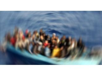 İki mülteci tekmesi battı: 41 ölü