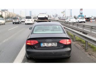 Polisin elinden kaçan şahsa araç çarptı