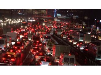 İstanbul’da trafik felç!