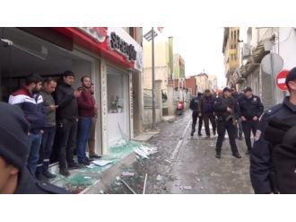 Kilis’te bir eve roket isabet etti