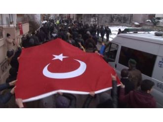 Şehidin cenazesini binler uğurladı