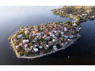 Bu köyde yaşayanlar tedirgin