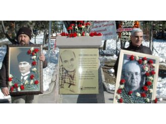 Ölümünün 23. yılında anıldı