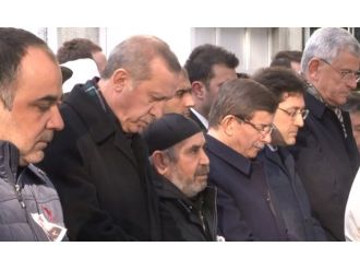 Şehit üsteğmen son yolculuğuna uğurlandı