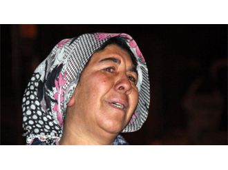 Evinin yanışını gözyaşları içerisinde izledi