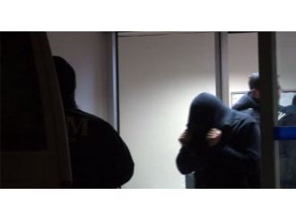 IŞİD operasyonu zanlıları sağlık kontrolünden geçirildi