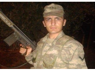 İzinde şehit edilen asker son yolculuğuna uğurlandı