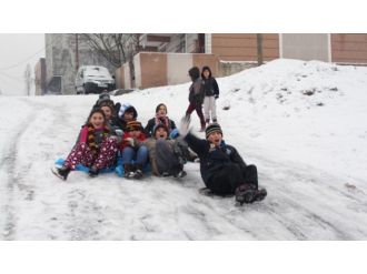 Kar yine en çok onları mutlu etti
