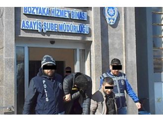 İzmir’de gece kulüplerine baskın