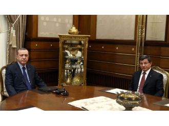 Cumhurbaşkanı Erdoğan, Davutoğlu’nu kabul etti