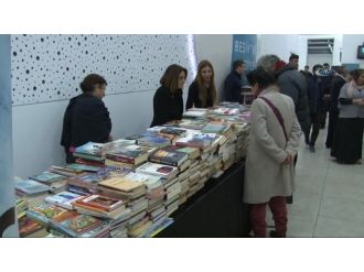 Para karşılığında değil kitap karşılığında bilet