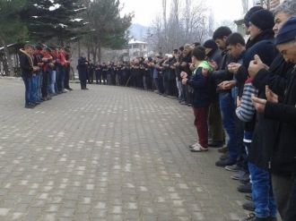 Kışlaya dualarla uğurlandılar