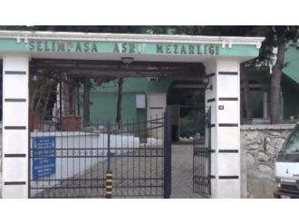 Mezarlıkta bebek cesedi bulundu