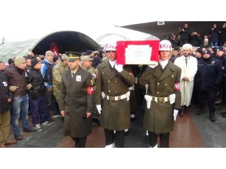 Şehit astsubay dualarla uğurlandı