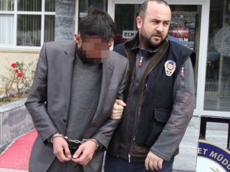 Sevgilisini gezdirmek için otomobil çaldı