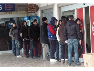 25 kişilik tekneden 100 sığınmacı çıktı