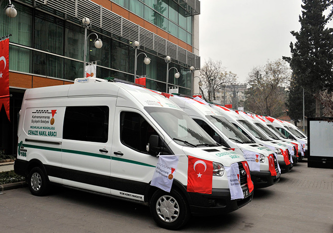 12 Adet Cenaze Aracı Hizmete Hazır