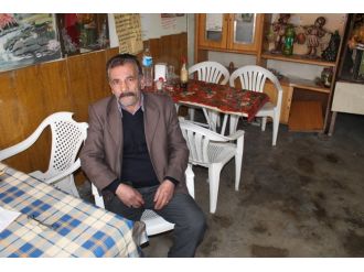 Onu dolandıramayınca eşini dolandırdılar