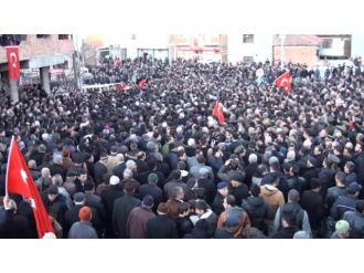 Şehidi binler uğurladı