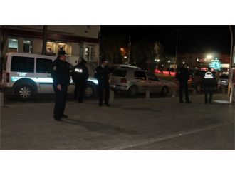 Gözü dönen kardeş ablasının erkek arkadaşını ağır yaraladı