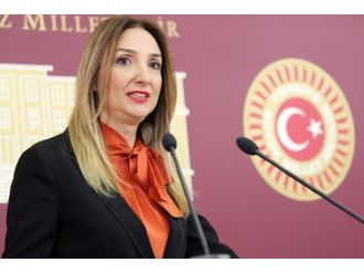 CHP’de Aylin Nazlıaka’ya büyük şok !