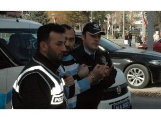 Husumeti olan şahsı döverek öldürdü!