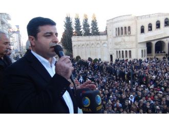 Demirtaş "hendek" söylemine devam etti