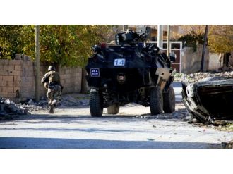 Cizre ve Sur’da 5 terörist öldürüldü