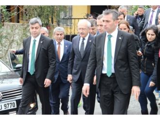 Şehit ailesini ziyaret etti