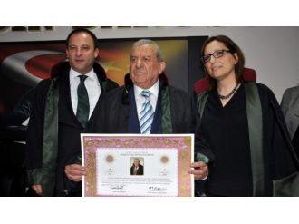 Engel tanımadı: 85 yaşında avukat oldu