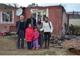 Kış günü sokakta kaldılar