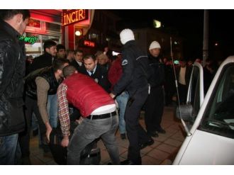 Gözaltına alınmaktan kurtulamadılar