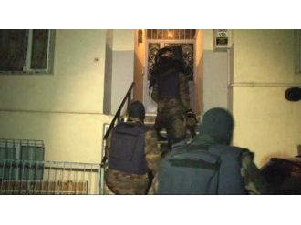İstanbul’da terör operasyonu: 3 gözaltı