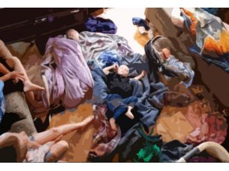 Doğu ve Güneydoğu evlere sığmıyor