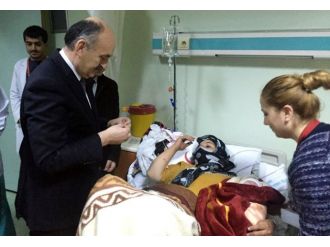 Bakan Cizre’deki hastaneleri ziyaret etti